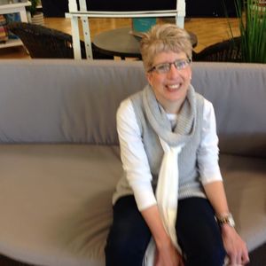 Meet your Posher, Julie